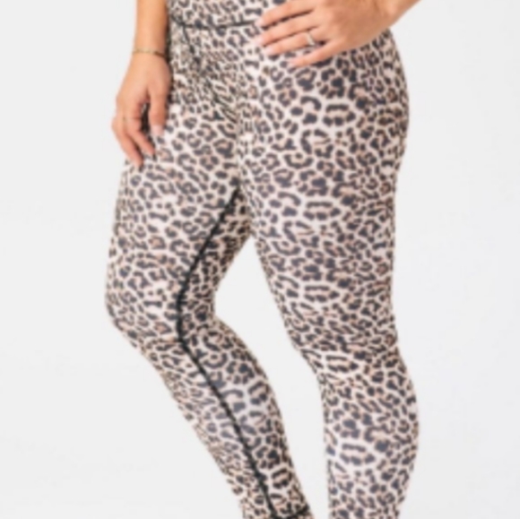 Zyia Leopard Scrunchy What Hi-Rise XXL - Picture 2 of 5